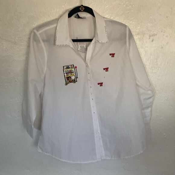 Get Lucky White Casino Cool Shirt 3/4 Length sleeve size Large - Picture 1 of 8